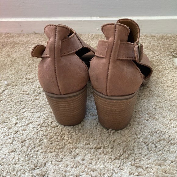 Lucky Brand Peep Toe Heeled Brown Boots, 8 - Picture 3 of 7